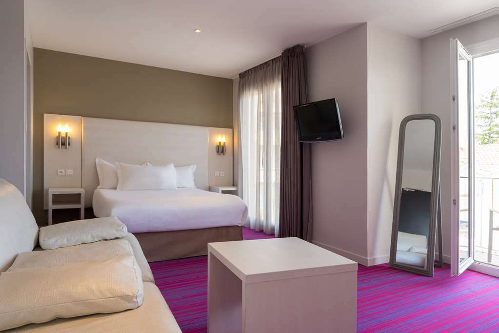 Hotel The Originals Perpignan Sud Le Grillon D'Or Le Boulou Quarto foto